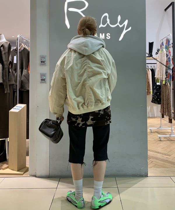 れいなさんの「BEAMS WOMEN｜シャーリング MA-1 ブルゾン」を使ったコーディネート