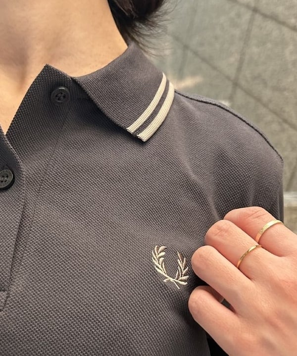 大槻 まひろさんの「BEAMS WOMEN｜ダブルクロス ロング ジャケット」を使ったコーディネート