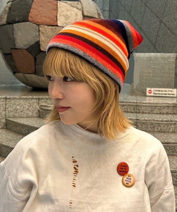 小原 もこさんの「BEAMS WOMEN｜透かし編み フリル ストール」を使ったコーディネート