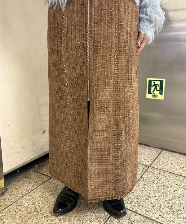 大石彩可さんの「BEAMS WOMEN｜ツイード スタッズ ノースリーブ ワンピース」を使ったコーディネート