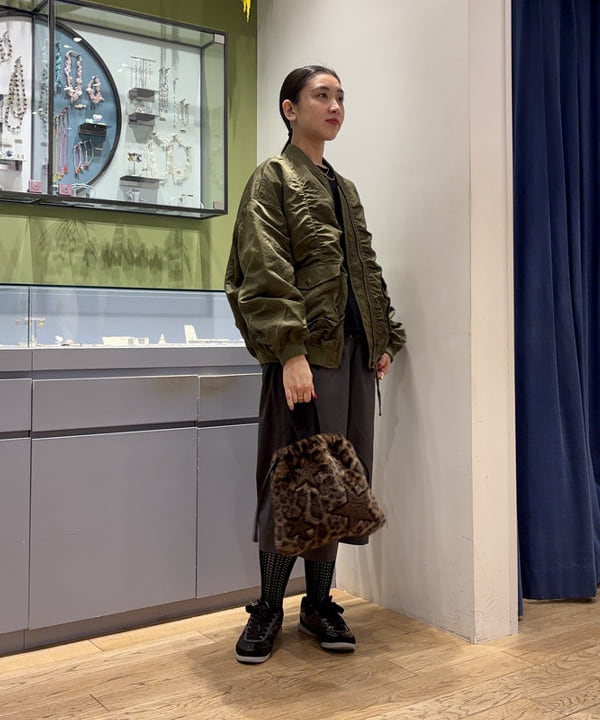 ちりこさんの「BEAMS WOMEN｜シャーリング MA-1 ブルゾン」を使ったコーディネート