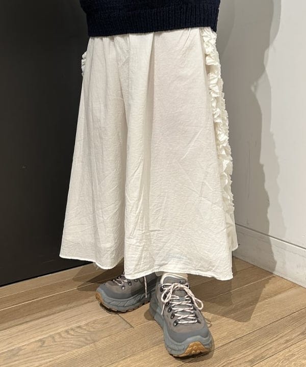 ando naoさんの「BEAMS WOMEN｜ニュースペーパーバッグ NEW」を使ったコーディネート