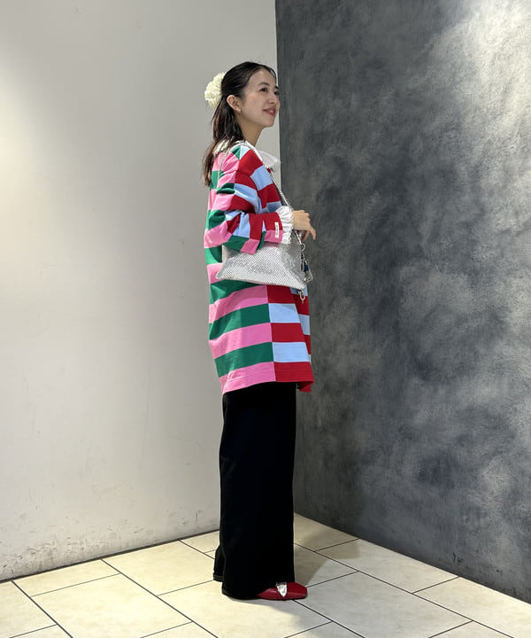 ササキさんの「BEAMS WOMEN｜HEY! Mrs ROSE / メタル & チェーン バッグ」を使ったコーディネート