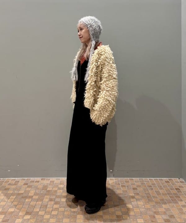 YABUさんの「BEAMS WOMEN｜ミックス ループ編み ニット ジャケット」を使ったコーディネート
