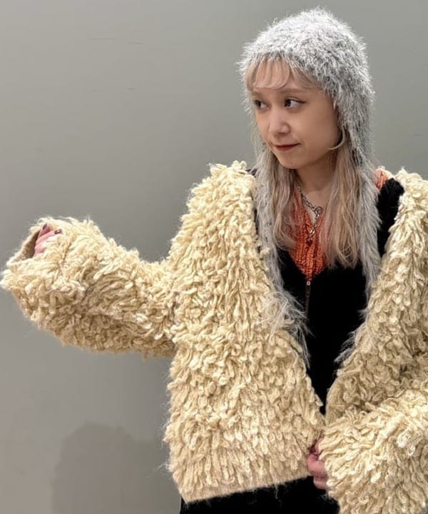 YABUさんの「BEAMS WOMEN｜ミックス ループ編み ニット ジャケット」を使ったコーディネート