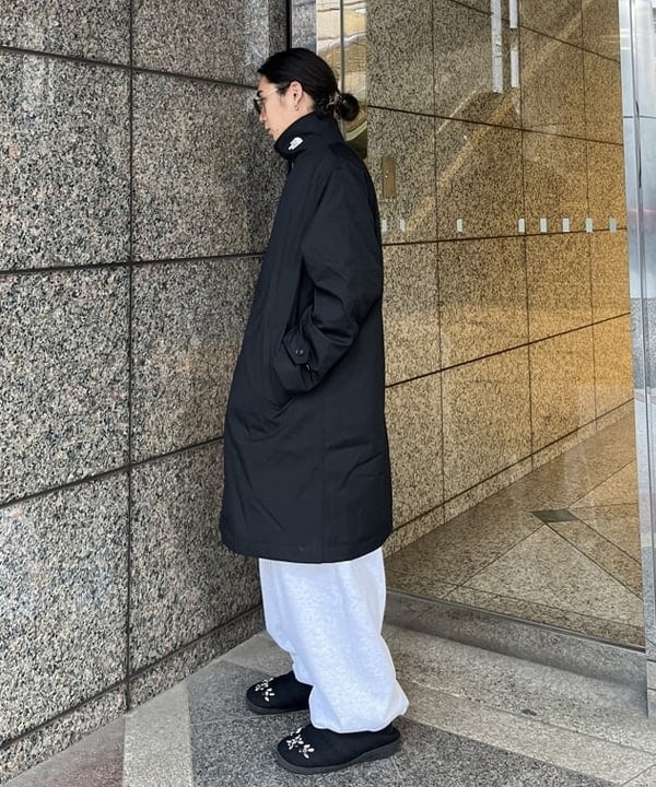 菊田 悠さんの「BEAMS WOMEN｜ワイドストレート ウィンドストップ スウェットパンツ」を使ったコーディネート