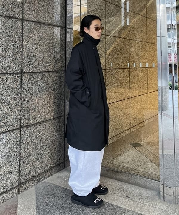 菊田 悠さんの「BEAMS WOMEN｜ワイドストレート ウィンドストップ スウェットパンツ」を使ったコーディネート