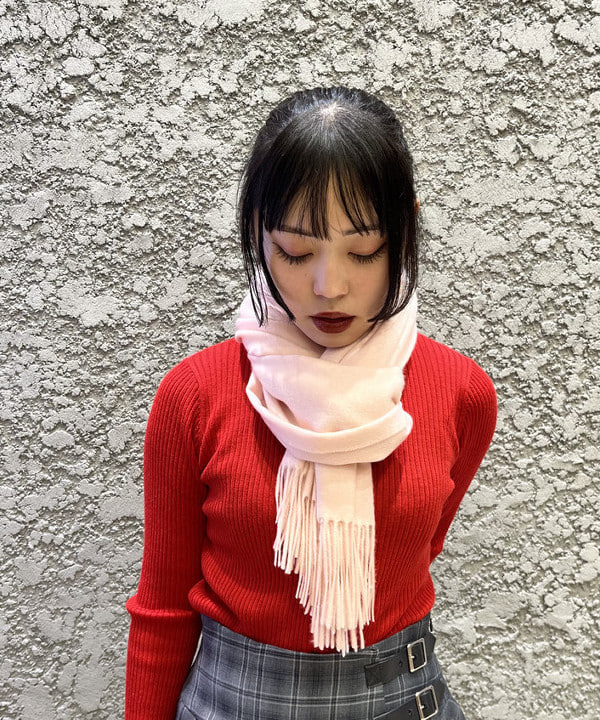 星野 真依さんの「BEAMS WOMEN｜リブ ポロ カーディガン」を使ったコーディネート