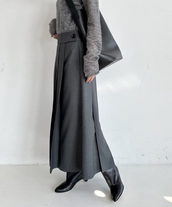 中丸　栞さんの「BEAMS WOMEN｜モヘヤ オフ タートル プルオーバー」を使ったコーディネート