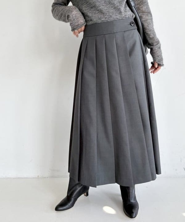 中丸　栞さんの「BEAMS WOMEN｜モヘヤ オフ タートル プルオーバー」を使ったコーディネート