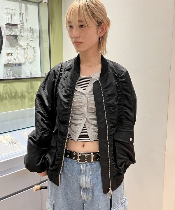 イトウミサキさんの「BEAMS WOMEN｜シャーリング MA-1 ブルゾン」を使ったコーディネート