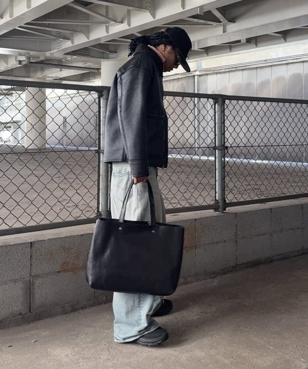 NADEL ナデールさんの「BEAMS WOMEN｜SLOW/ 別注 TOTE」を使ったコーディネート