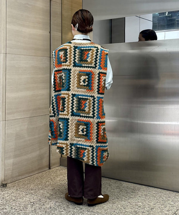 吉野 多恵さんの「BEAMS WOMEN｜サテン ウエスタン シャツ」を使ったコーディネート