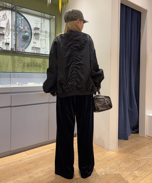 山本 里南さんの「BEAMS WOMEN｜シャーリング MA-1 ブルゾン」を使ったコーディネート