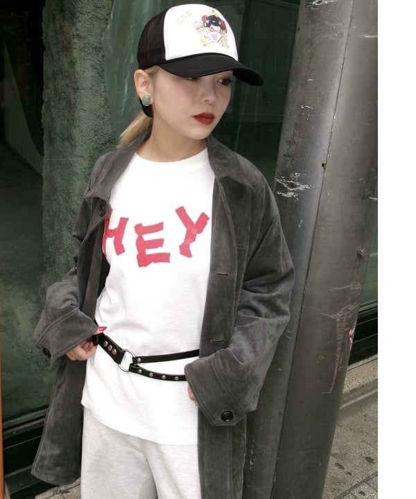 山本 里南さんの「BEAMS WOMEN｜ダブル レザー ベルト」を使ったコーディネート