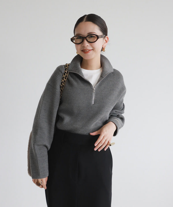 佐藤 美樹さんの「BEAMS WOMEN｜BATONER / ウール リブ ハーフジップ ニット」を使ったコーディネート