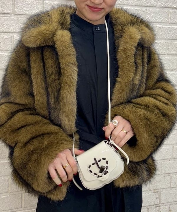 ちりこさんの「BEAMS WOMEN｜フェイクファー ショート ブルゾン」を使ったコーディネート