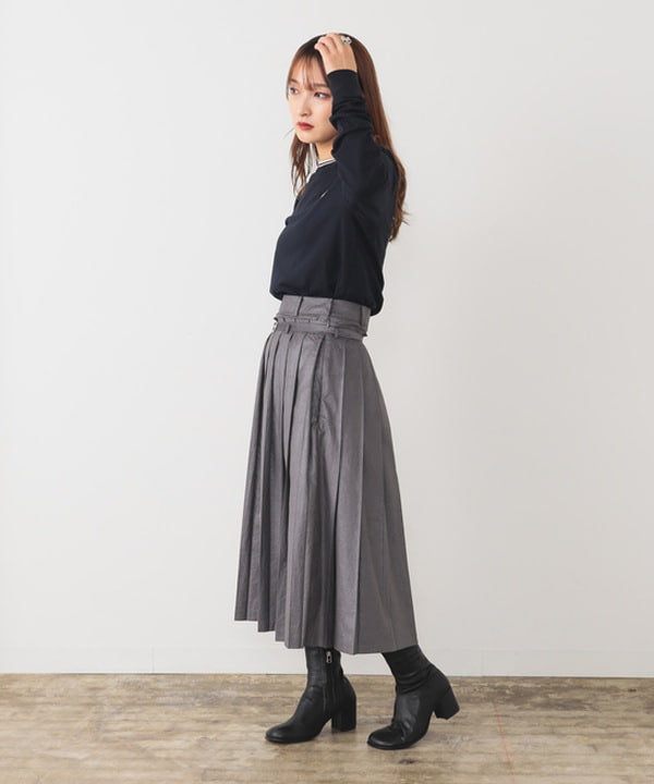 松本 佳菜子さんの「BEAMS WOMEN｜ストレッチ ブーツ」を使ったコーディネート