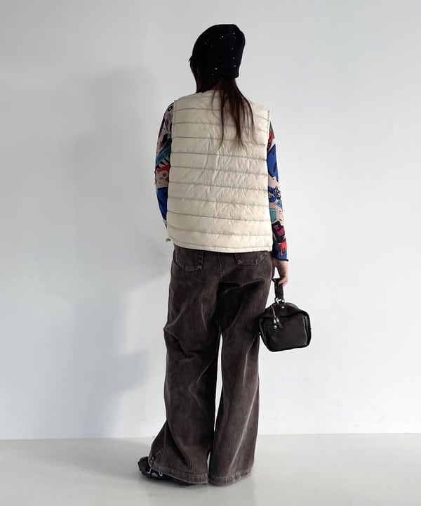 松本 佳菜子さんの「BEAMS WOMEN｜DANTON / CREWNECK INNER DOWN VEST」を使ったコーディネート