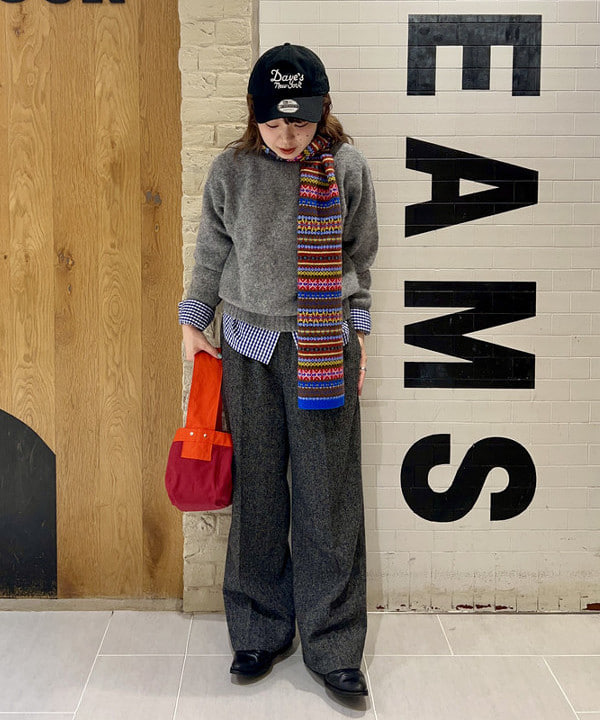 ナツハさんの「BEAMS WOMEN｜【別注】ROBERT MACKIE / フェアアイル マフラー」を使ったコーディネート