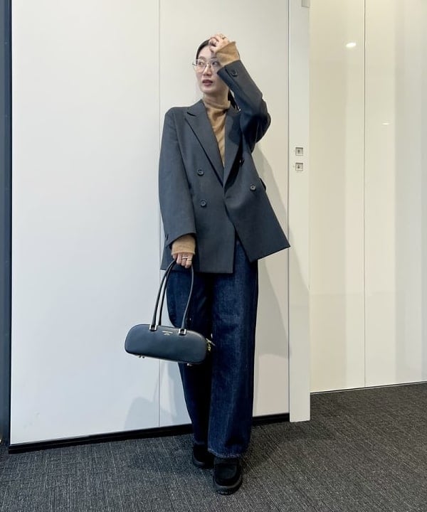 隈元 楓さんの「BEAMS WOMEN｜ダブルクロス ロング ジャケット」を使ったコーディネート