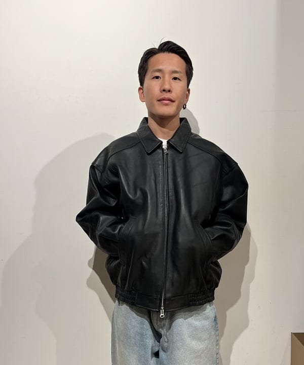 BANさんの「BEAMS WOMEN｜ワイドフィット 4ポケット レザー ブルゾン」を使ったコーディネート