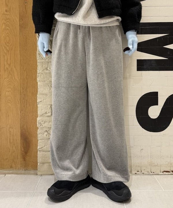 マツミヤさんの「BEAMS WOMEN｜ループ シャギー ジップ ブルゾン」を使ったコーディネート