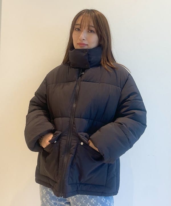 松本 佳菜子さんの「BEAMS WOMEN｜【別注】BOUSSOLE / ボーダージップ ニット カーディガン」を使ったコーディネート