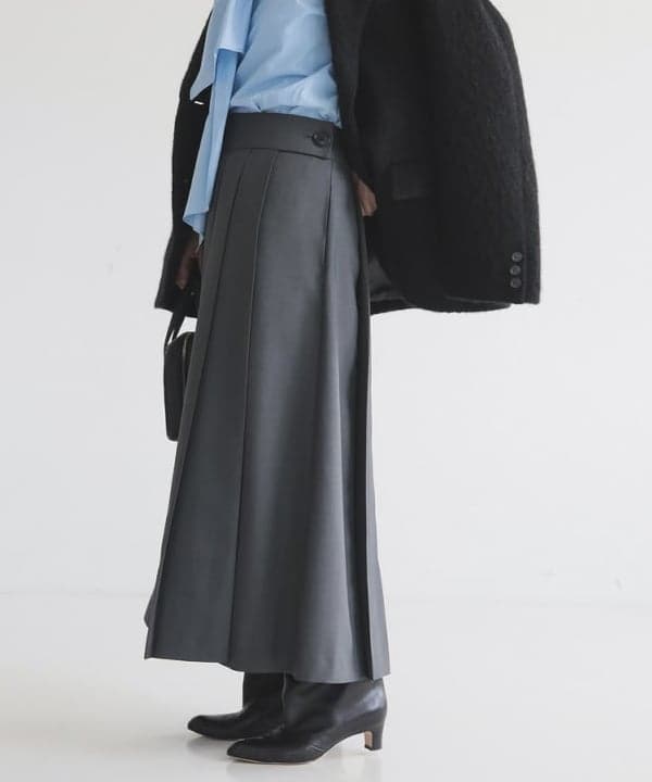 大浦 栞さんの「BEAMS WOMEN｜モヘヤループ シャギー ジャケット」を使ったコーディネート