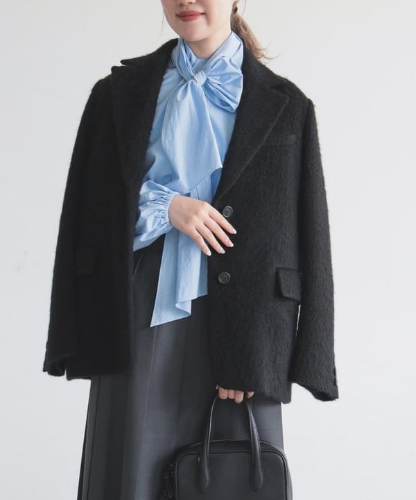 大浦 栞さんの「BEAMS WOMEN｜モヘヤループ シャギー ジャケット」を使ったコーディネート