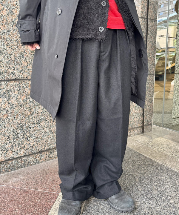 Ryohei Takataさんの「BEAMS WOMEN｜リラックスフィット フリンジ シャツ」を使ったコーディネート