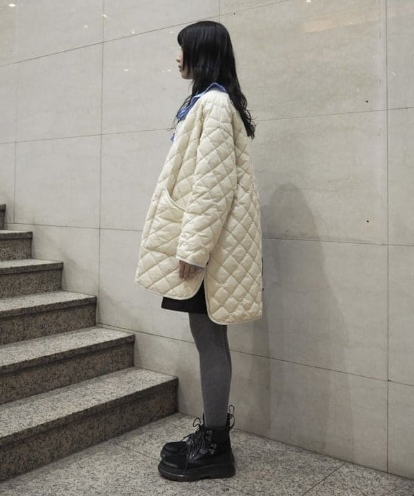 加歩さんの「BEAMS WOMEN｜フリルカラー リボン ブラウス」を使ったコーディネート