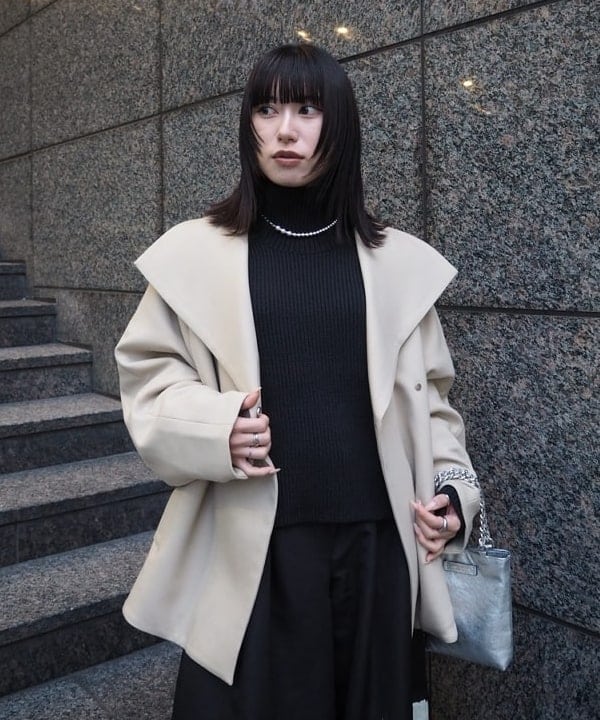 大槻 まひろさんの「BEAMS WOMEN｜スタンドネック 中綿ブルゾン コート .M」を使ったコーディネート