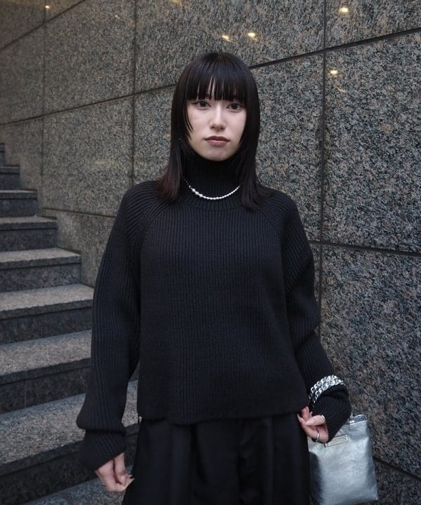 大槻 まひろさんの「BEAMS WOMEN｜スタンドネック 中綿ブルゾン コート .M」を使ったコーディネート