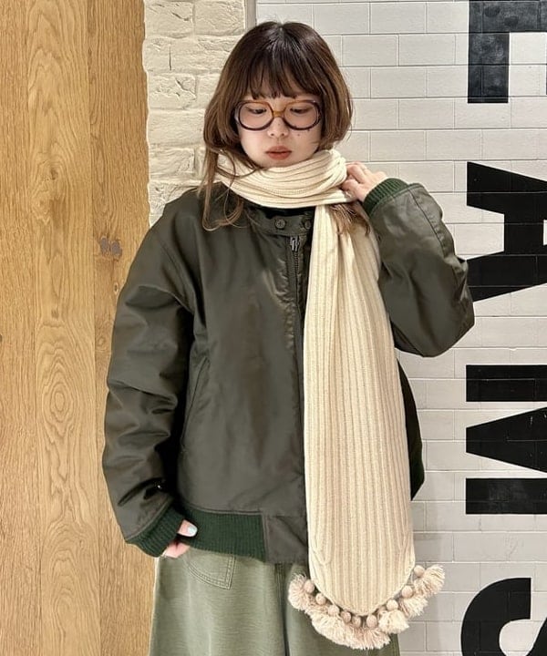 ナツハさんの「BEAMS WOMEN｜タッセル リブ マフラー」を使ったコーディネート