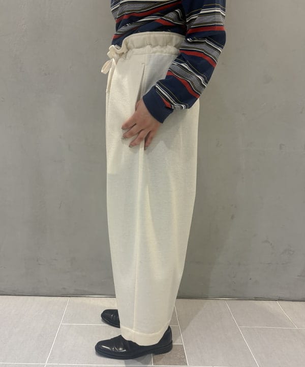 大石彩可さんの「BEAMS WOMEN｜HAVERSACK / ニット パンツ」を使ったコーディネート