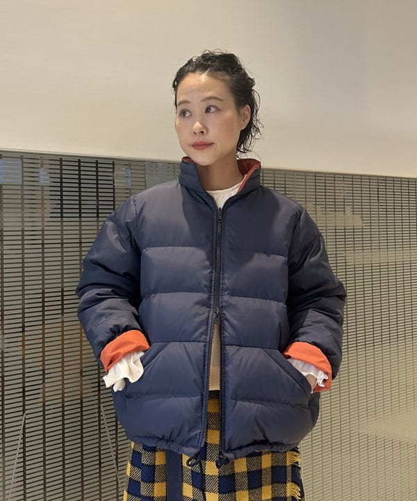 清水 彩乃さんの「BEAMS WOMEN｜リバーシブル ダウン ジャケット」を使ったコーディネート