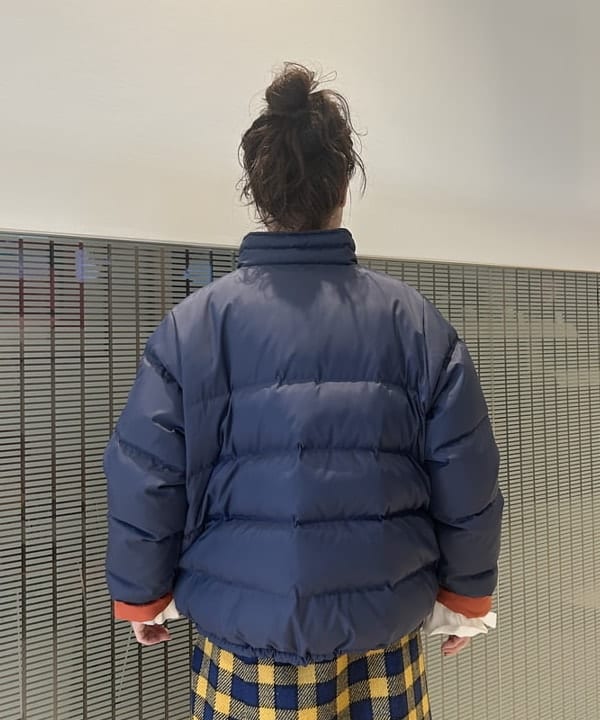 清水 彩乃さんの「BEAMS WOMEN｜リバーシブル ダウン ジャケット」を使ったコーディネート