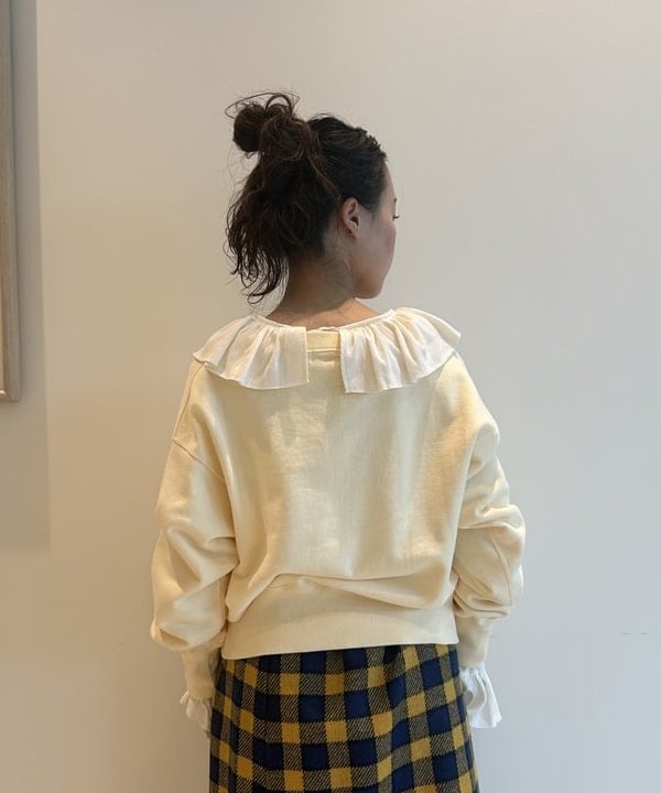 清水 彩乃さんの「BEAMS WOMEN｜リバーシブル ダウン ジャケット」を使ったコーディネート