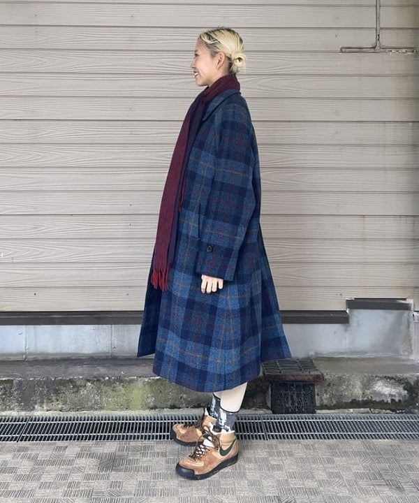 MATSUMOTO AMIさんの「BEAMS WOMEN｜【別注】TWEED MILL / スクエア トート」を使ったコーディネート