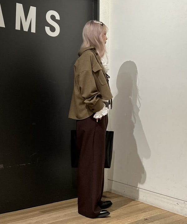 ando naoさんの「BEAMS WOMEN｜ハンド レザー バッグ」を使ったコーディネート