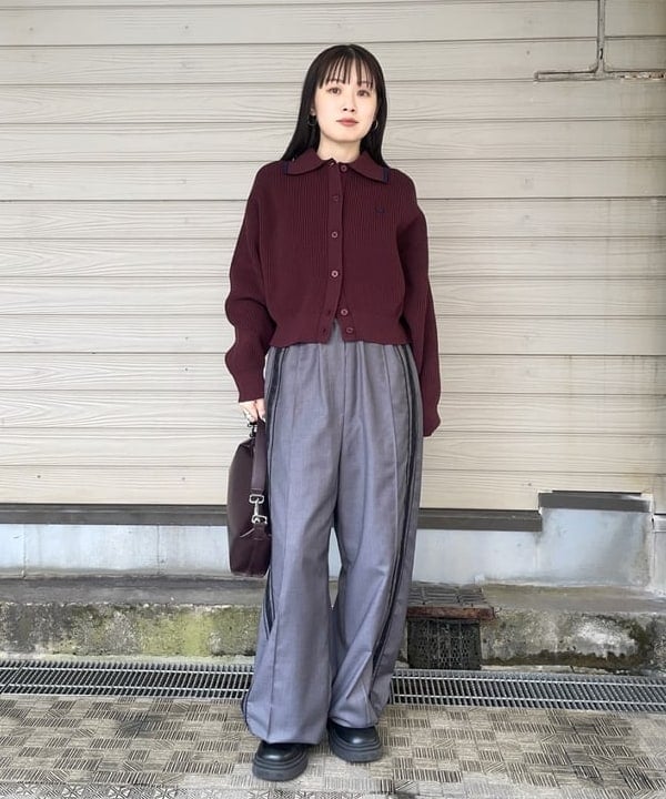 カタヤマ アヤさんの「BEAMS WOMEN｜【別注】FRED PERRY / Tipped Collar Cardigan」を使ったコーディネート