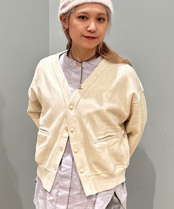 YABUさんの「BEAMS WOMEN｜【別注】Champion / リバースウィーブ(R) カーディガン」を使ったコーディネート