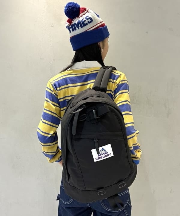 津藤 理佐子さんの「BEAMS WOMEN｜モッサー ロング ダッフルコート 25FW」を使ったコーディネート