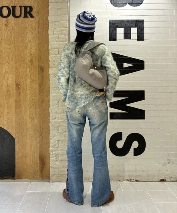 津藤 理佐子さんの「BEAMS WOMEN｜カスリ モヘア ベースボール」を使ったコーディネート