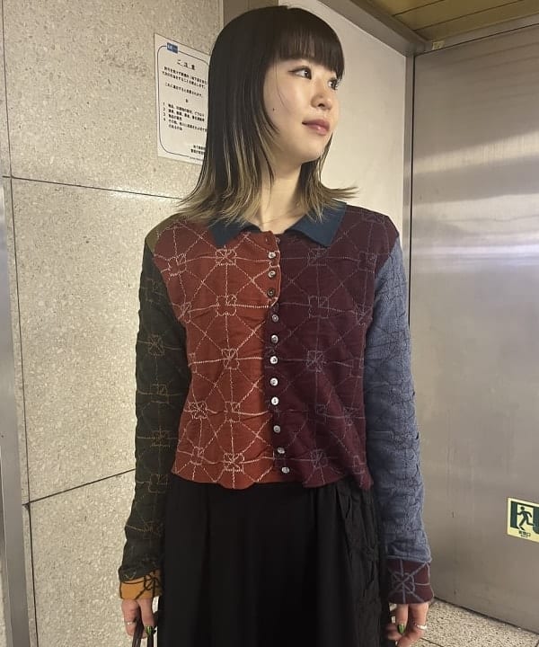 中平 あみさんの「BEAMS WOMEN｜【別注】YanYan / June collared cardigan」を使ったコーディネート