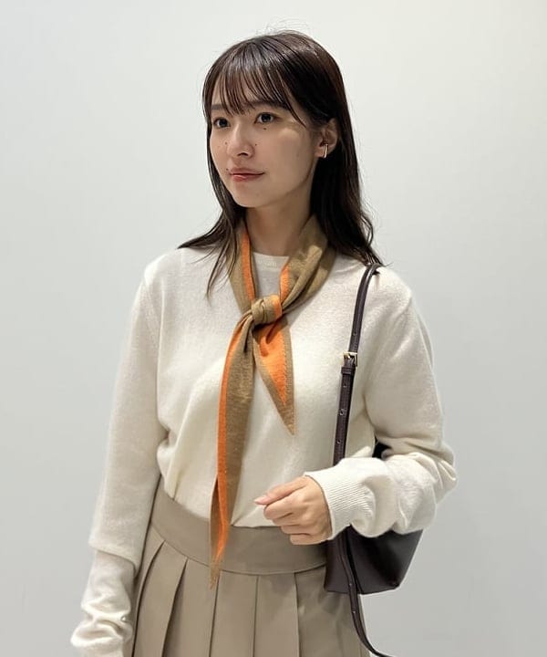 茂野 真楓さんの「BEAMS WOMEN｜【別注】BARBOUR / BURGHLEY ロングコート」を使ったコーディネート