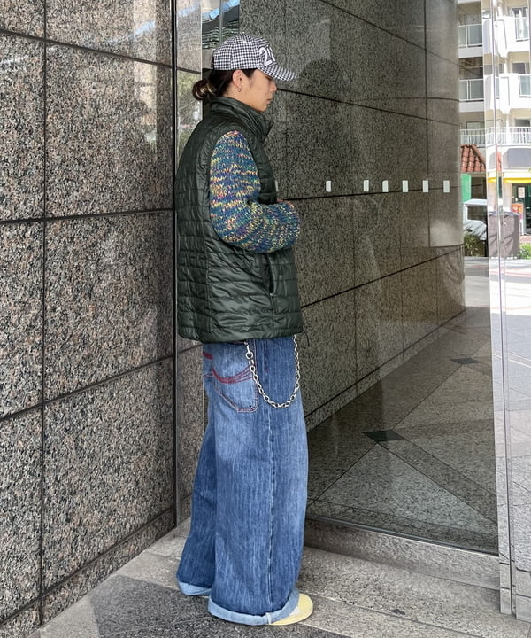 菊田 悠さんの「BEAMS WOMEN｜1.5ゲージ マルチ バルキー ニット」を使ったコーディネート