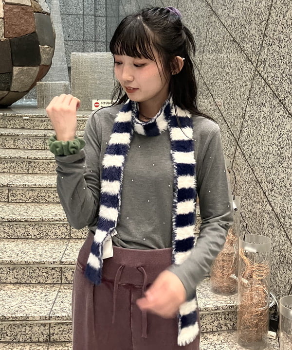 加歩さんの「BEAMS WOMEN｜スリム 柄 マフラー」を使ったコーディネート