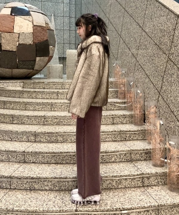 加歩さんの「BEAMS WOMEN｜スリム 柄 マフラー」を使ったコーディネート